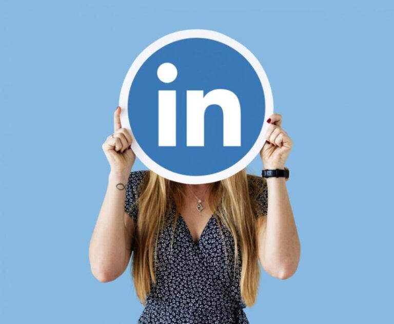 Título do Linkedin: dicas e o que colocar Título do Linkedin: 12 dicas de causar impacto