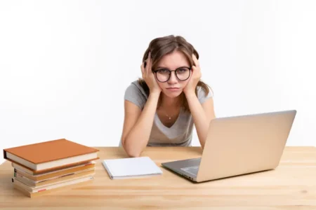 Desmotivação no trabalho: sinais, causas e soluções Como vencer a desmotivação no trabalho?