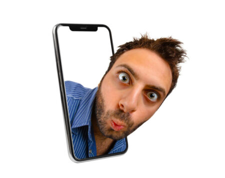 Pode utilizar o celular durante o horário de trabalho? Pode utilizar o celular durante o horário de trabalho?
