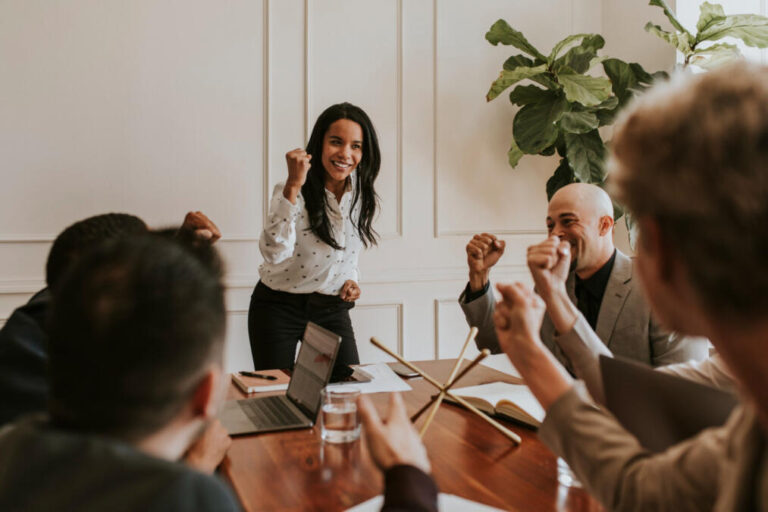 Habilidade de Liderança: Como Desenvolver e Influenciar Habilidade de Liderança: Como Desenvolver e Influenciar