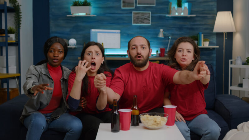 Recomendando Séries de TV para o Colega Recomendando Séries de TV para o Colega