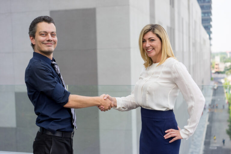Conquiste novos clientes e fidelize os atuais Conquiste novos clientes e fidelize os atuais