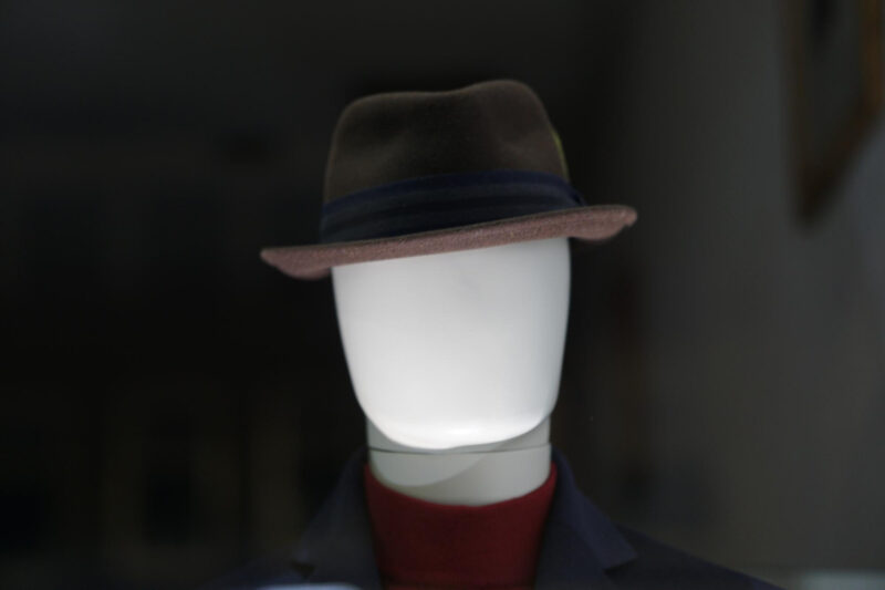 Sentindo-se invisível no trabalho? Reaja com eficácia Sentindo-se invisível no trabalho? Reaja com eficácia